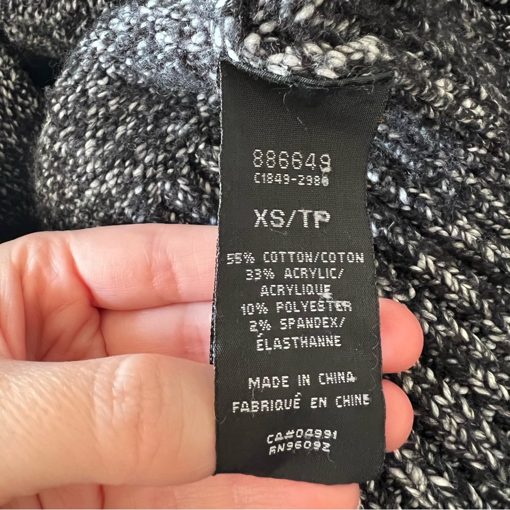 Dalia Knit Sweater - Picture 8 of 9